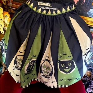 VINTAGE HALLOWEEN Oblong Box Shop Skirt